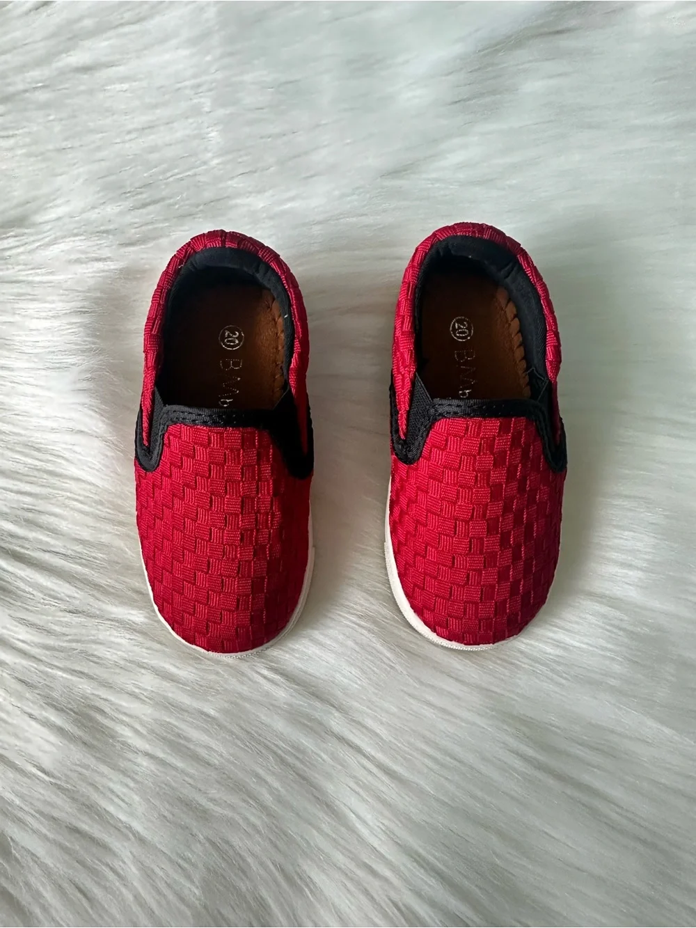 bernie mev. Red Slip-On Kids Sneakers with Black Trim Size 20 EU/ 5 US